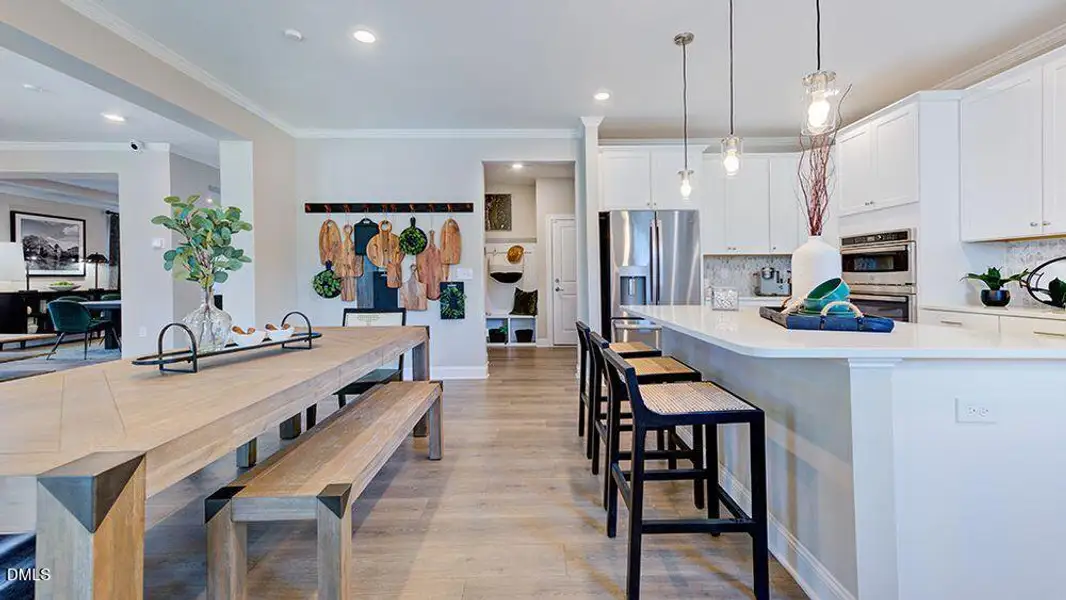 Dining/Kitchen
