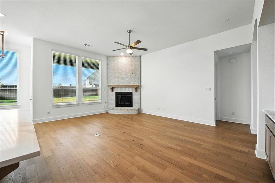 1636ShandyLnDENTR009