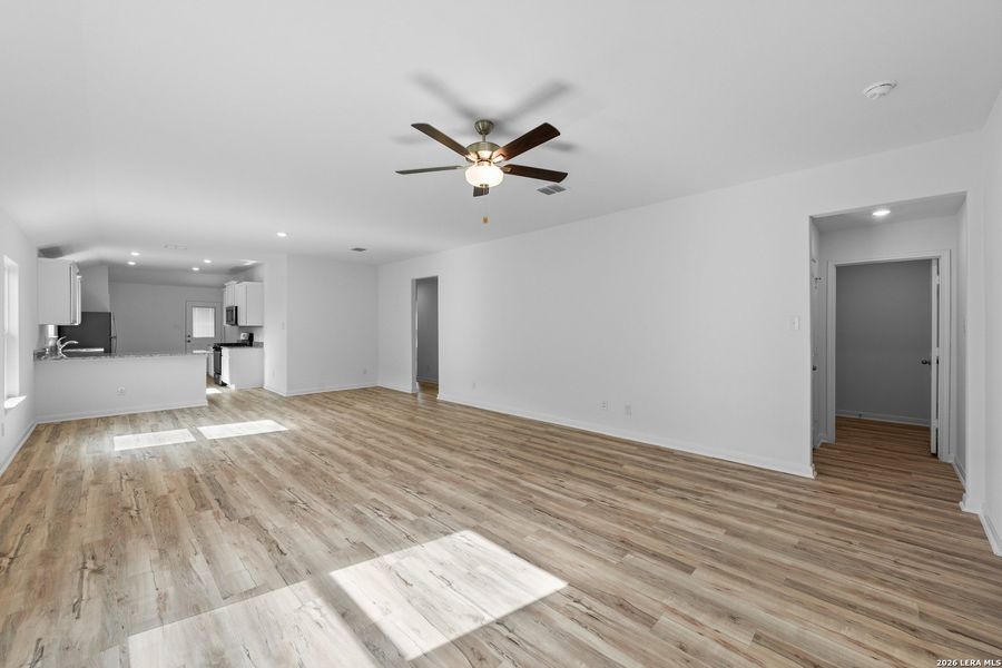 Spacious, unfurnished interior of a new home in Preserve at Medina, Von Ormy (Image 15). Spacious, unfurnished interior of a new home in Preserve at Medina, Von Ormy (Image 15).