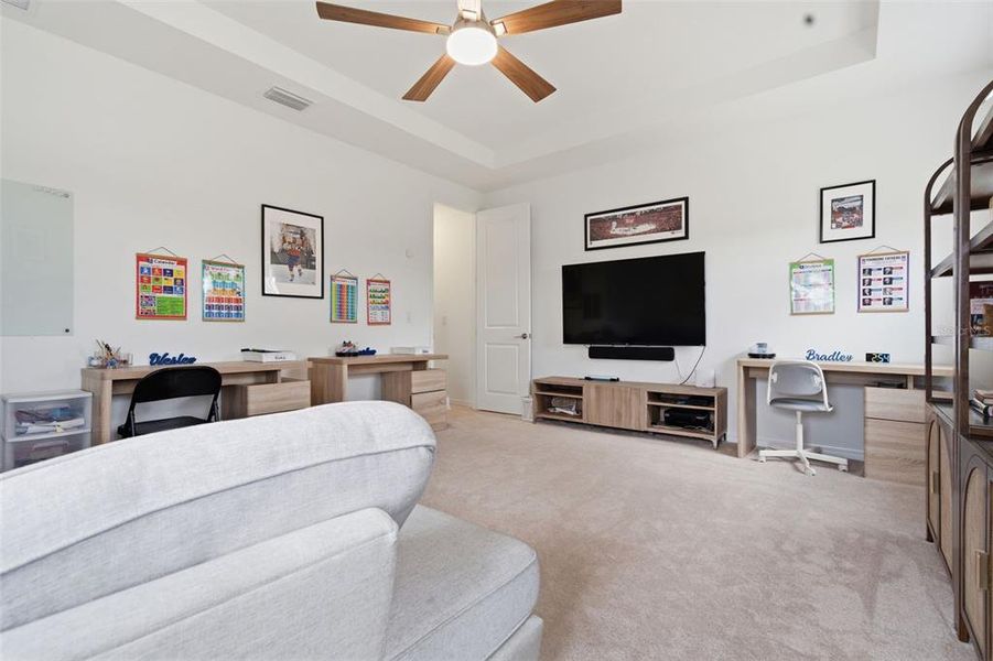 Furnished interior view inside a new home in , Bradenton (Image 8).