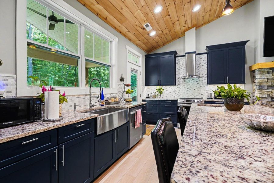 Furnished interior view inside a new home in , Columbus (Image 14).