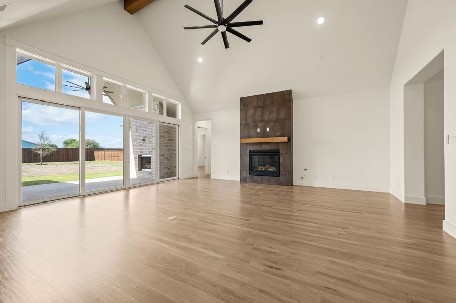 Spacious, unfurnished interior of a new home in NorthGlen, Haslet (Image 33).