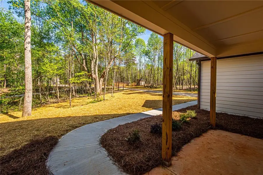 Exterior details and patio area of a home in , Dawsonville (Image 3).