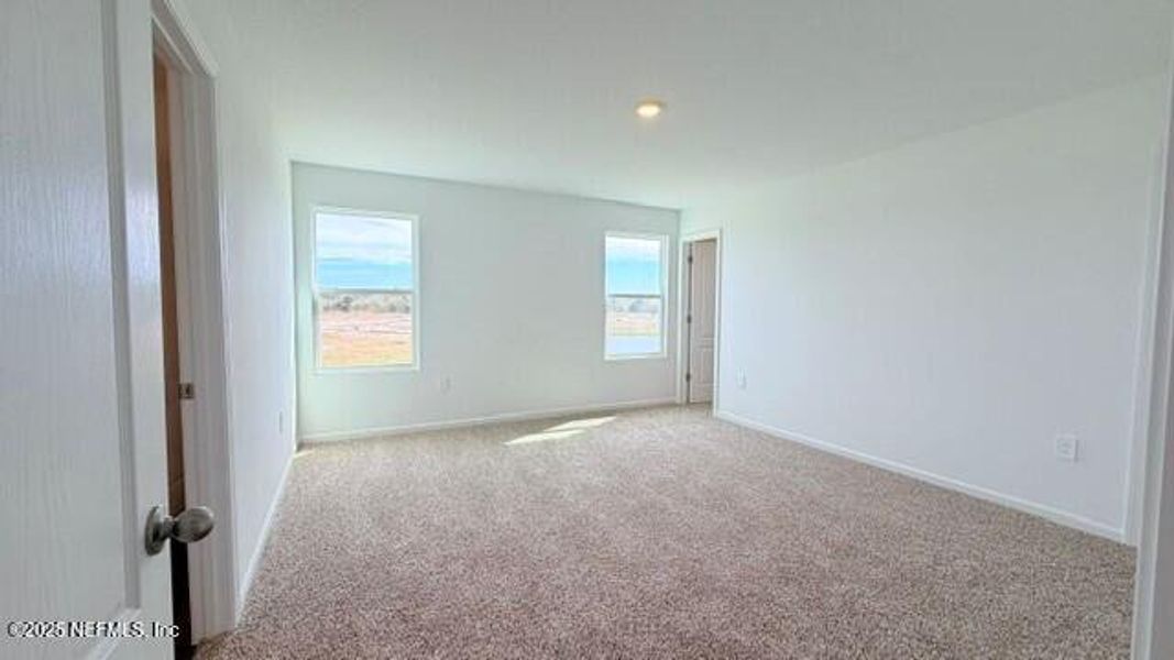 Spacious, unfurnished interior of a new home in Rookery, Green Cove Springs (Image 30).