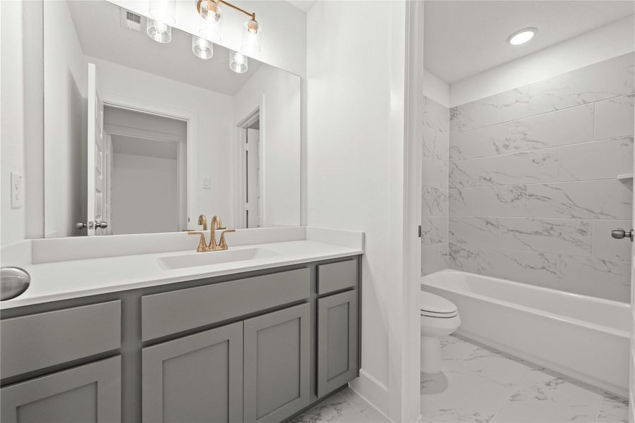 Representative image. Features, selections and colors may vary.