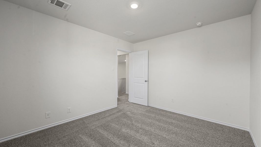 Spacious, unfurnished interior of a new home in Elevon, Lavon (Image 23).