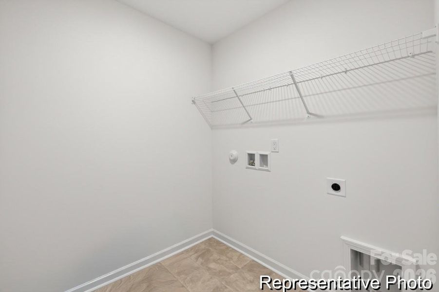 Spacious, unfurnished interior of a new home in Morgan Hills, Albemarle (Image 20).