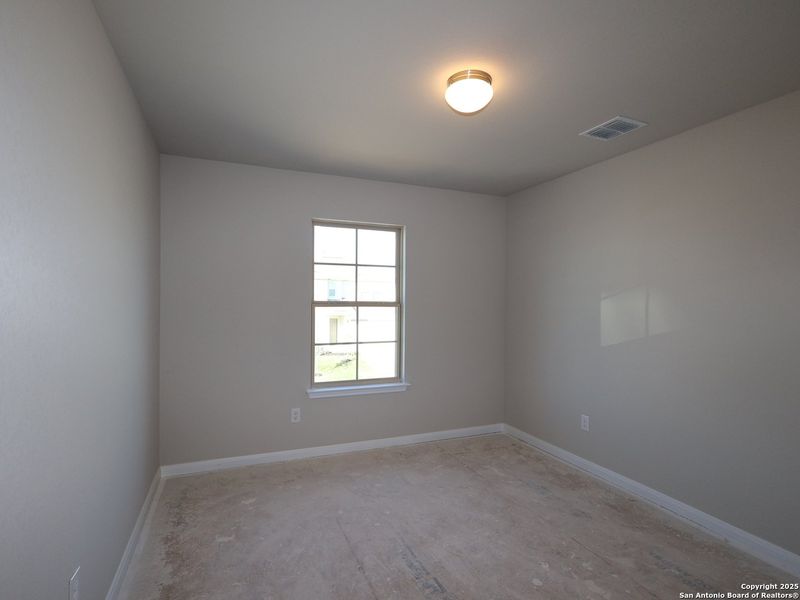 Image 47 of a home in Hunters Ranch.