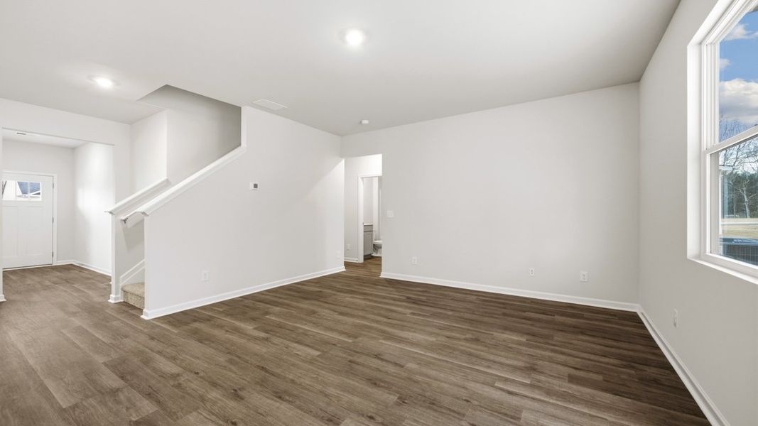Representative unfurnished interior of a home built from the Hayden by D.R. Horton in Jackson Landing, Jefferson (Image 19).