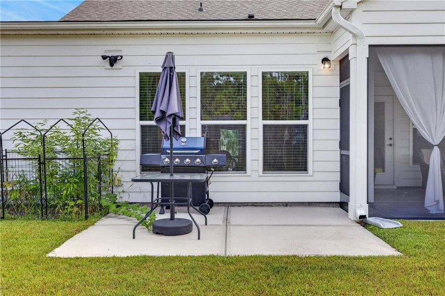 Exterior details and patio area of a home in , Richmond Hill (Image 34). Exterior details and patio area of a home in , Richmond Hill (Image 34).