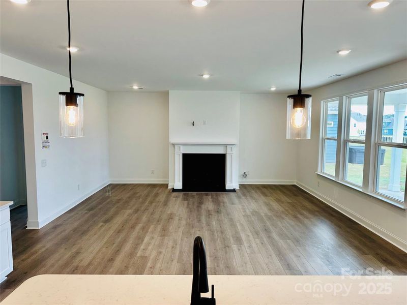 1102 Sugar Creek Road ~ Ready Now! 1102 Sugar Creek Road ~ Ready Now!