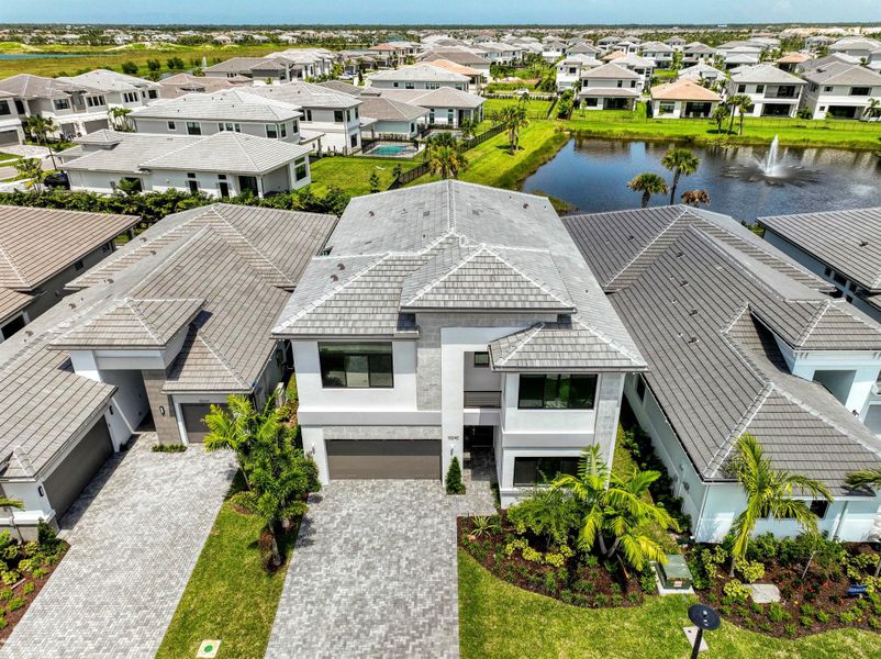 Furnished interior view inside a new home in Apex at Avenir, Palm Beach Gardens (Image 14).