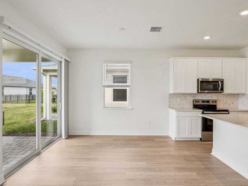 Image 18 of a home in Crescent Lakes - Reserve Series.