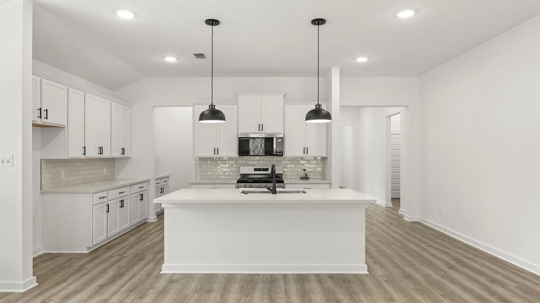 05. 2104 Sunny Mede - Kitchen