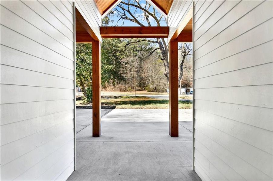 Exterior details and patio area of a home in , Rockmart (Image 3).