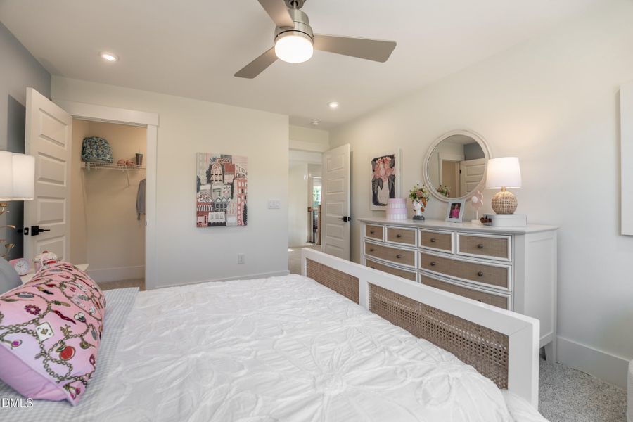 29 HHHunt Homes - Chatham- Bedroom 1 29 HHHunt Homes - Chatham- Bedroom 1