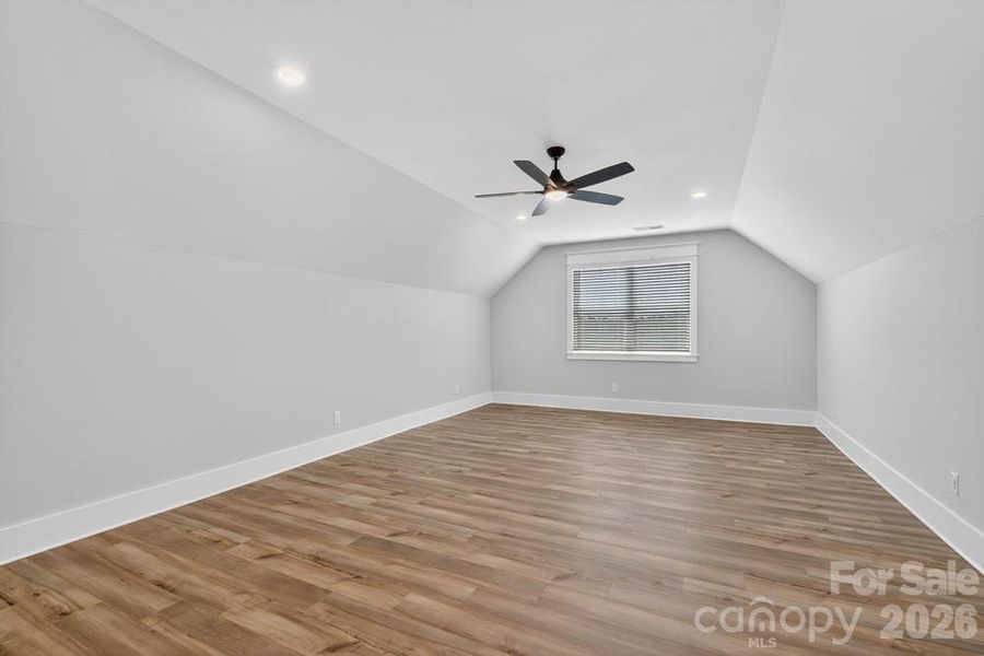Spacious, unfurnished interior of a new home in Stoneridge Hills, Rock Hill (Image 19).