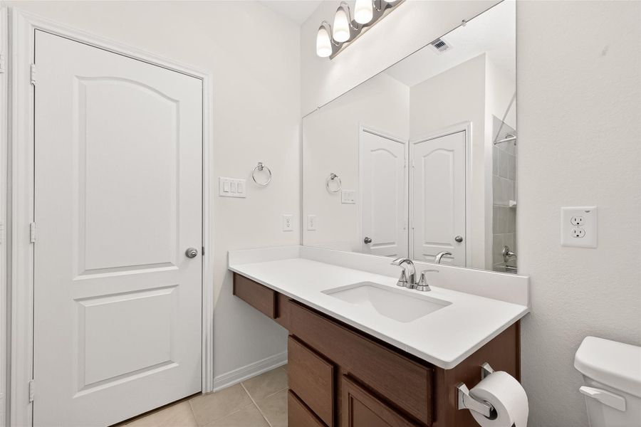Furnished interior view inside a new home in , Houston (Image 15). Furnished interior view inside a new home in , Houston (Image 15).