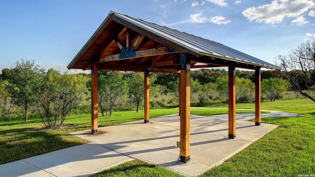 Community amenities in Ladera, San Antonio (Image 12).