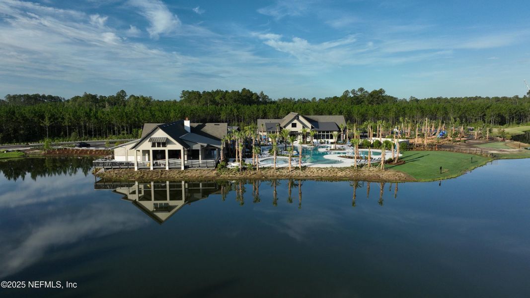 Community amenities in Tributary, Yulee (Image 11).