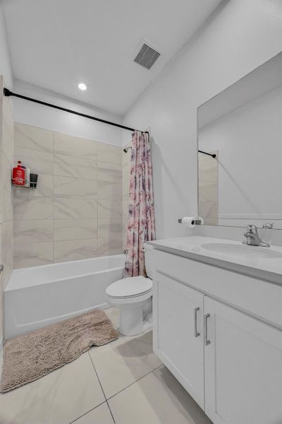 Furnished interior view inside a new home in , Port St. Lucie (Image 24). Furnished interior view inside a new home in , Port St. Lucie (Image 24).