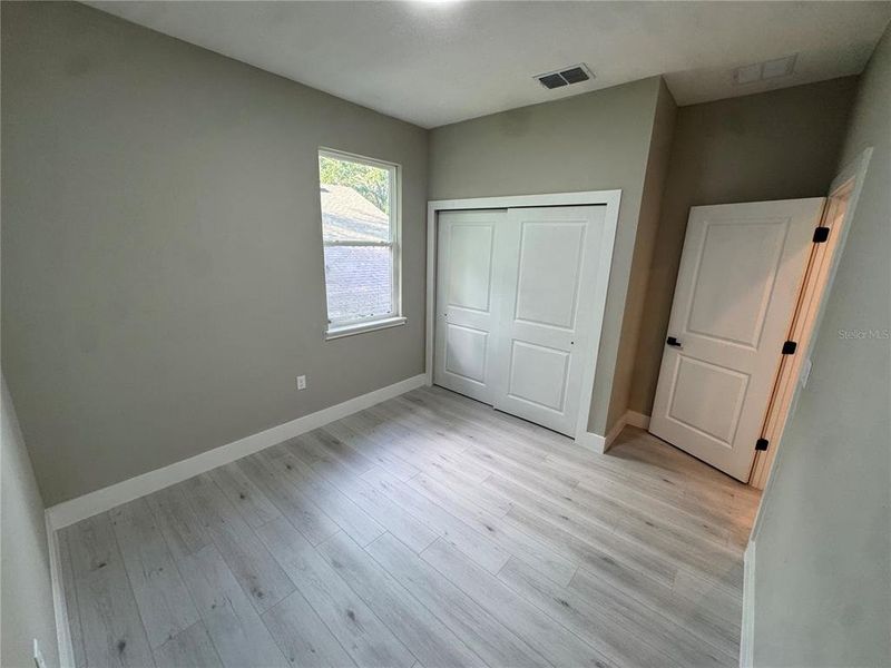 Spacious, unfurnished interior of a new home in , Gotha (Image 18).