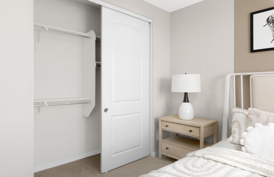 Representative furnished interior of a home built from the Messina by Pulte Homes in Visara, Surprise (Image 11).