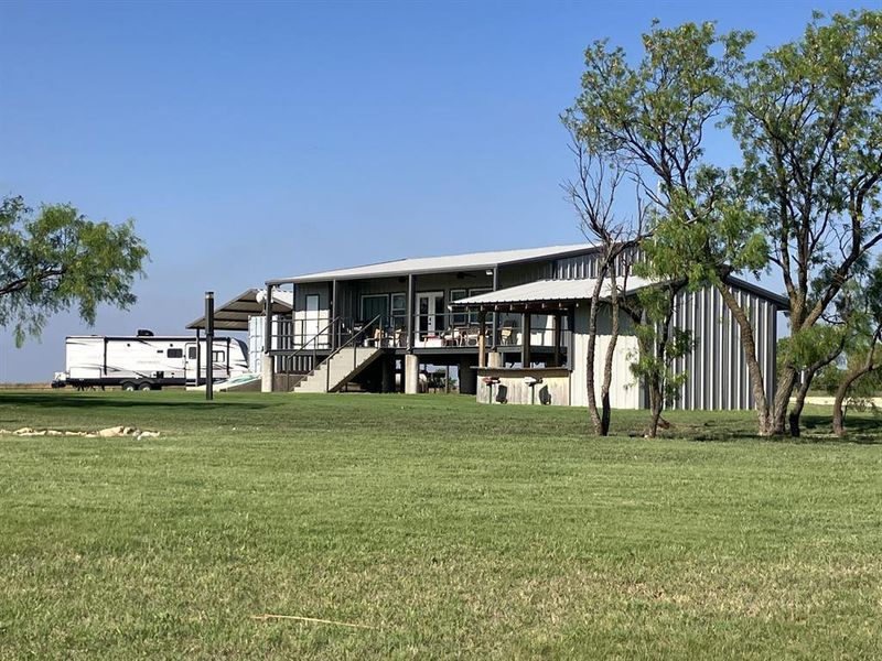 Community amenities in , Haskell (Image 21).