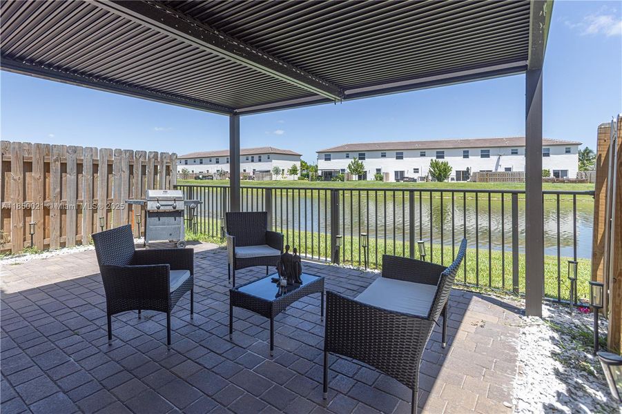 Image 34 of a home in .