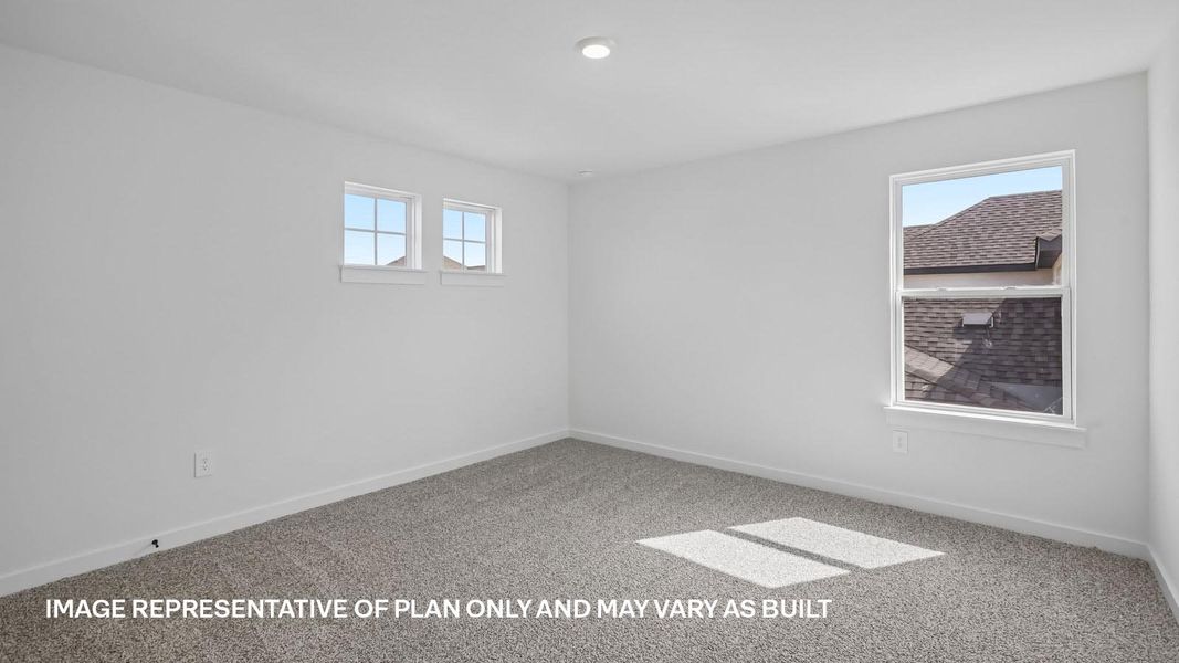 Spacious, unfurnished interior of a new home in Rosenbusch Ranch, Leander (Image 46).
