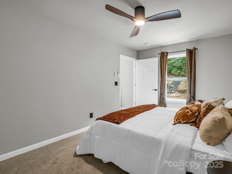 257 Roadrunner Circle Lake Lure NC 28746-23 257 Roadrunner Circle Lake Lure NC 28746-23