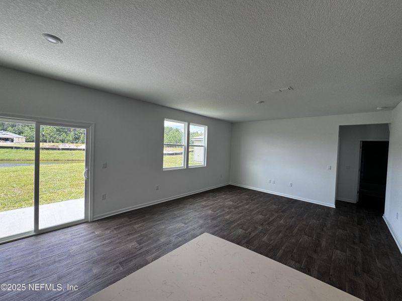Spacious, unfurnished interior of a new home in The Arbors, Jacksonville (Image 21).