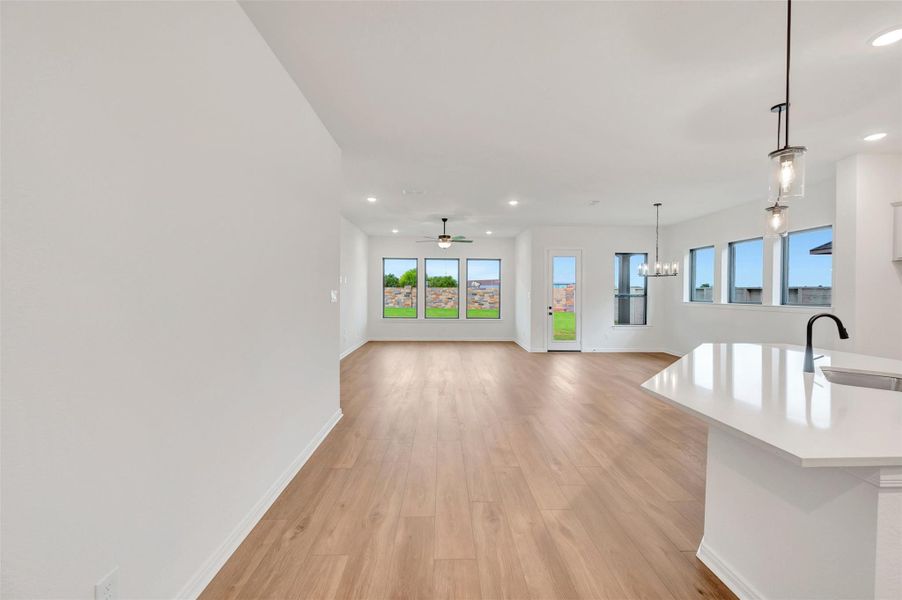 Spacious, unfurnished interior of a new home in Legacy - Retreat Collection, League City (Image 38). Spacious, unfurnished interior of a new home in Legacy - Retreat Collection, League City (Image 38).