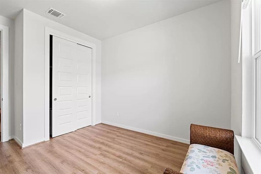 Image 20 of a home in . Image 20 of a home in .