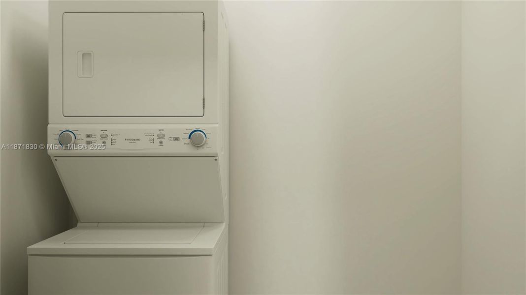 Image 13 of a home in Le Jardine.