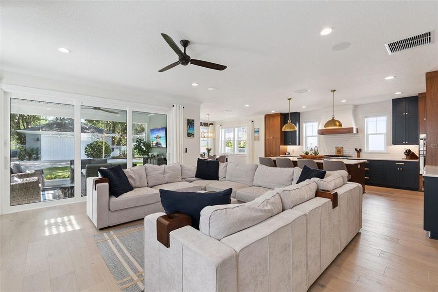Furnished interior view inside a new home in Oakland Park, Winter Garden (Image 14).