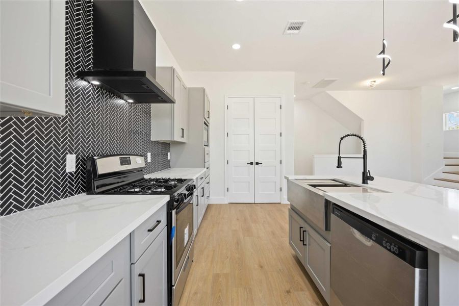 Furnished interior view inside a new home in , Houston (Image 3). Furnished interior view inside a new home in , Houston (Image 3).