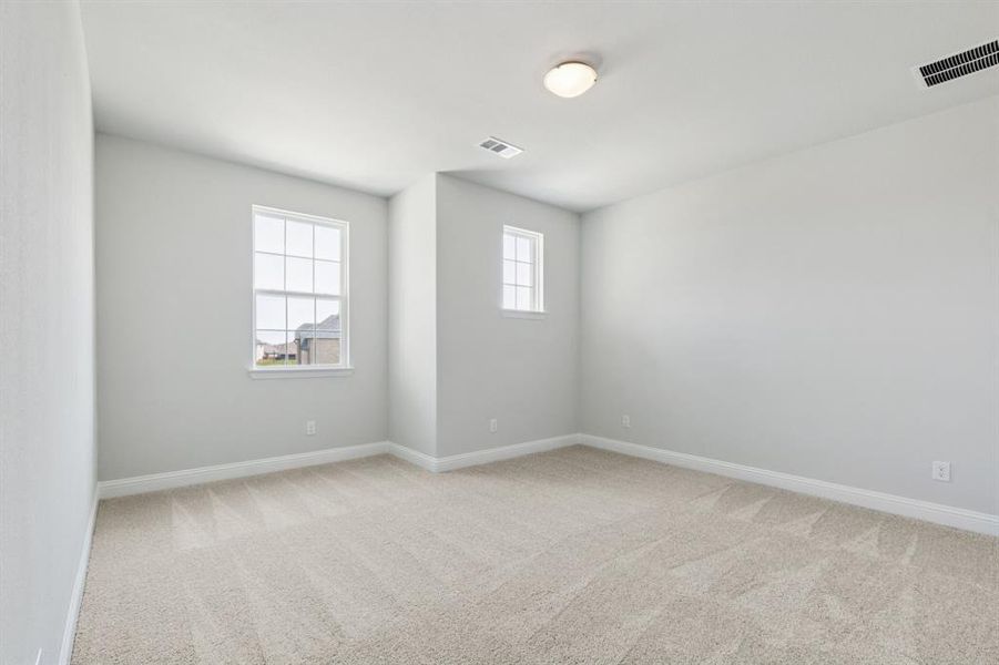 Spacious, unfurnished interior of a new home in AnaCapri, Anna (Image 15). Spacious, unfurnished interior of a new home in AnaCapri, Anna (Image 15).