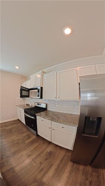 Furnished interior view inside a new home in , Powder Springs (Image 4).