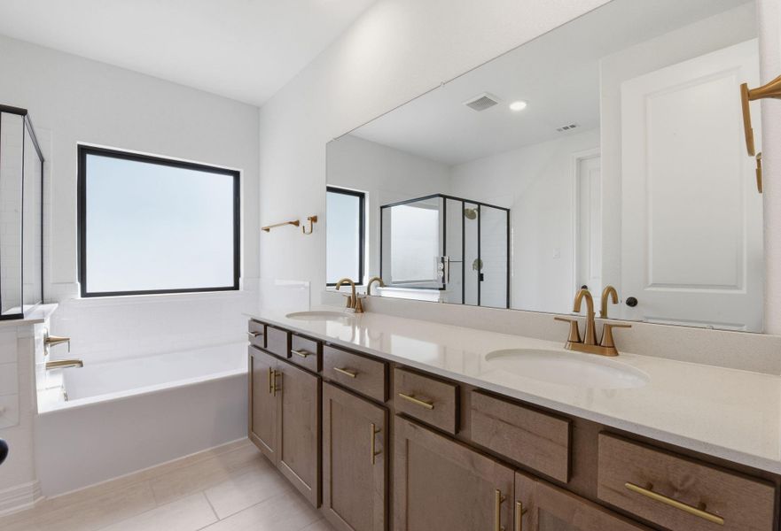 Furnished interior view inside a new home in Brookewater, Rosenberg (Image 12). Furnished interior view inside a new home in Brookewater, Rosenberg (Image 12).