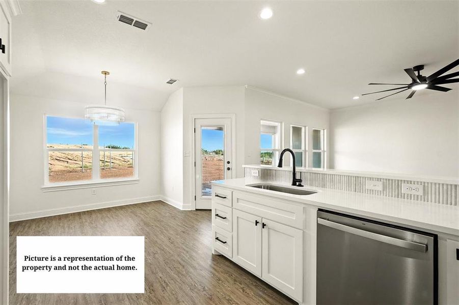 Furnished interior view inside a new home in , Abilene (Image 4).