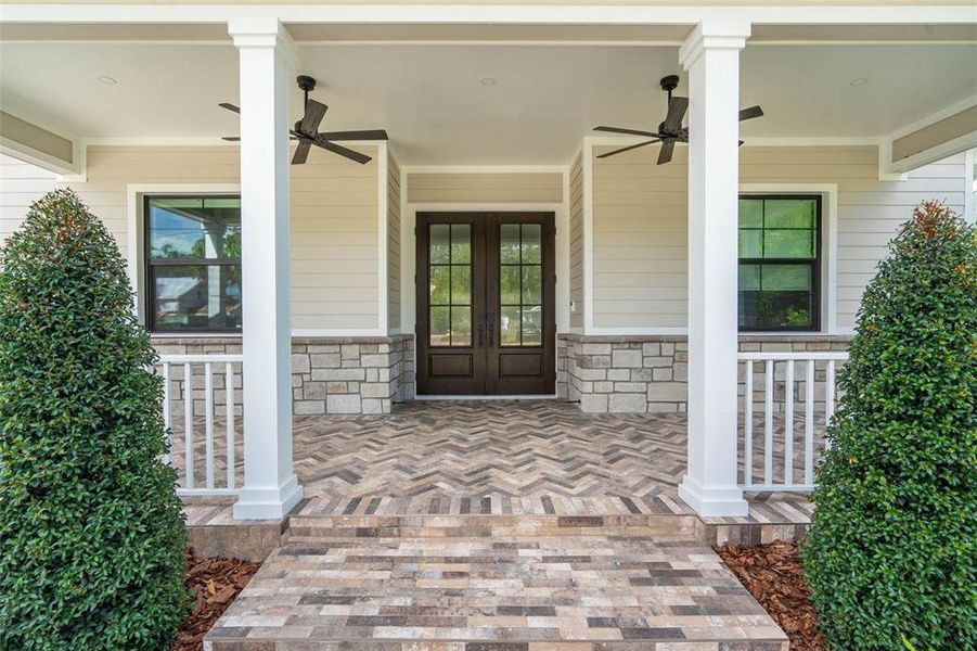 Exterior details and patio area of a home in , Safety Harbor (Image 31). Exterior details and patio area of a home in , Safety Harbor (Image 31).