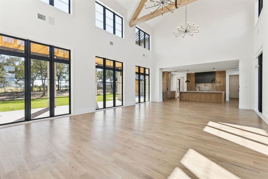 Spacious, unfurnished interior of a new home in , Weatherford (Image 28).