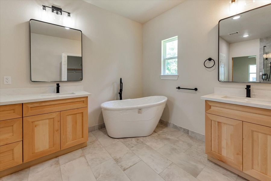 Furnished interior view inside a new home in , Livingston (Image 7).