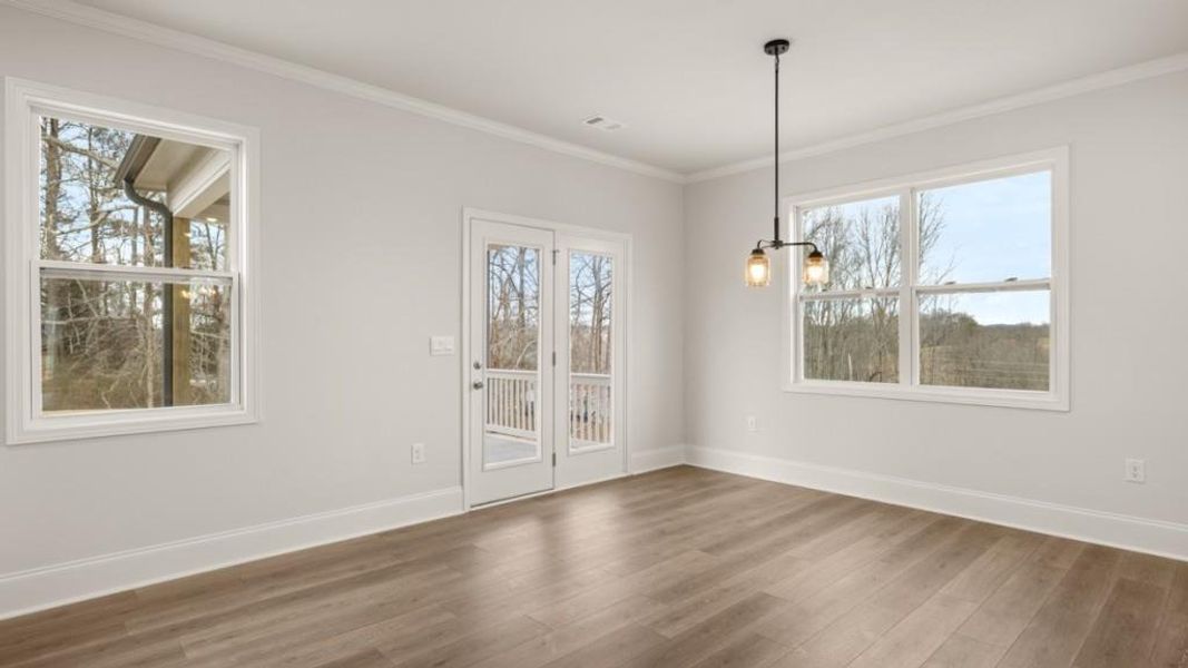Spacious, unfurnished interior of a new home in Haven Abbey, Cumming (Image 16).