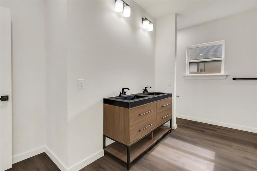 Furnished interior view inside a new home in , Whitewright (Image 8). Furnished interior view inside a new home in , Whitewright (Image 8).