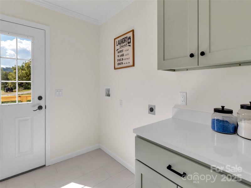 Furnished interior view inside a new home in , Canton (Image 34).