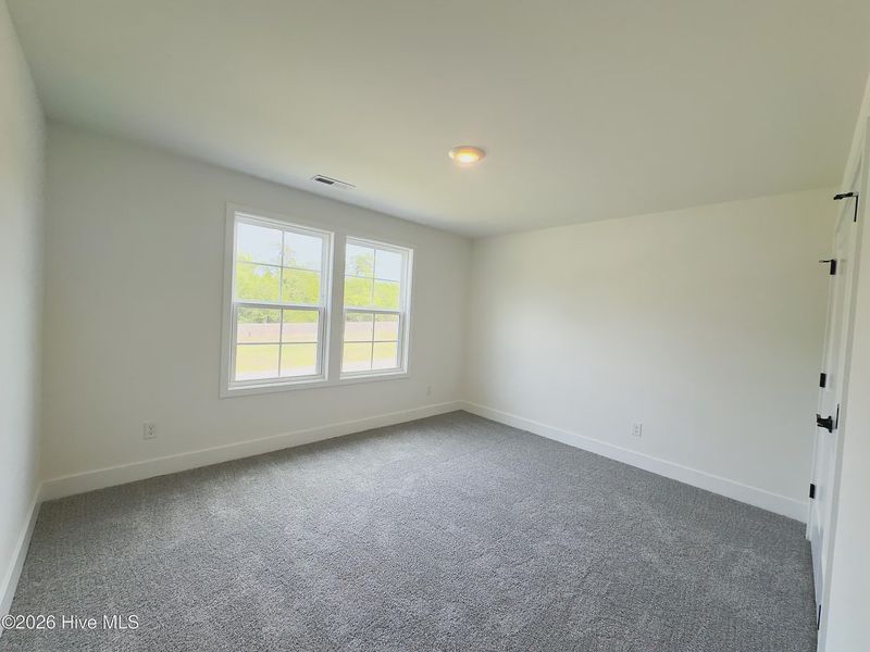 Spacious, unfurnished interior of a new home in Autumn Trail, Bolivia (Image 30).