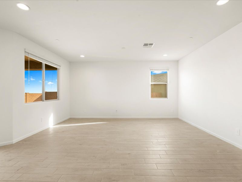 Welcome to the 2340 floorplan image taken at Arbor at Madera Highlands ll in Sahuarita, AZ.