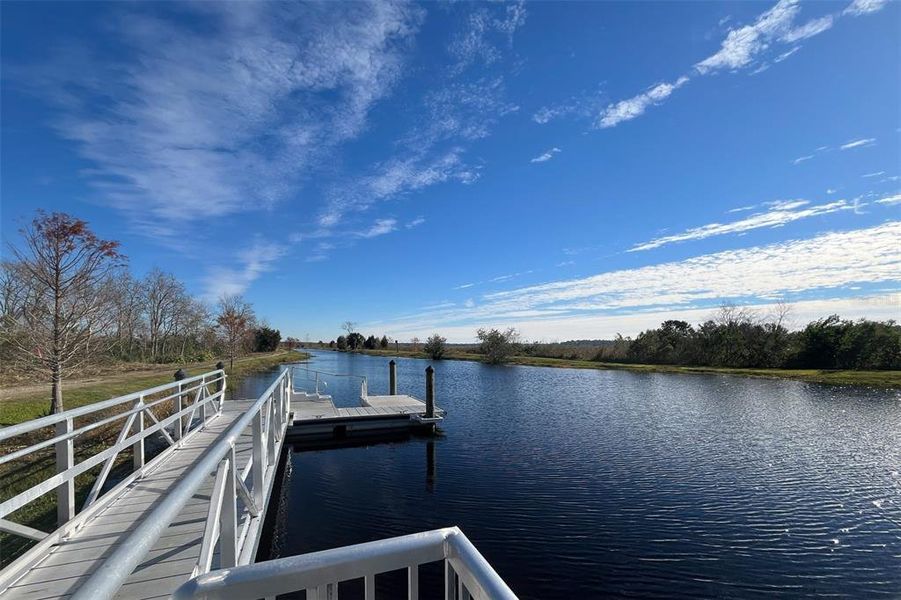 Natural landscape and outdoor views near Pine Meadows Reserve in Eustis (Image 6).